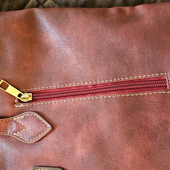 Shoulder Bag - Picture 5 of 16